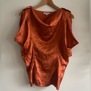 Obakki 100% silk top